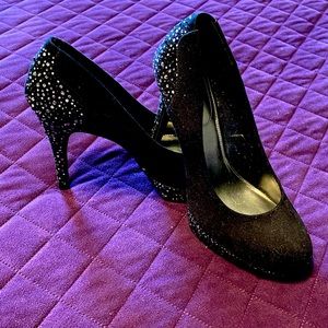 Limelight party heels, women’s size 9, Dollies, used good condition.